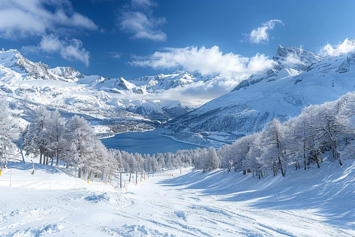 Val Cenis dévoile son paradis skiable avec vue imprenable sur un lac de 138 mètres de profondeur